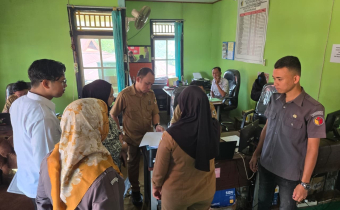 Foto : Koordinasi dengan Pemerintah Desa